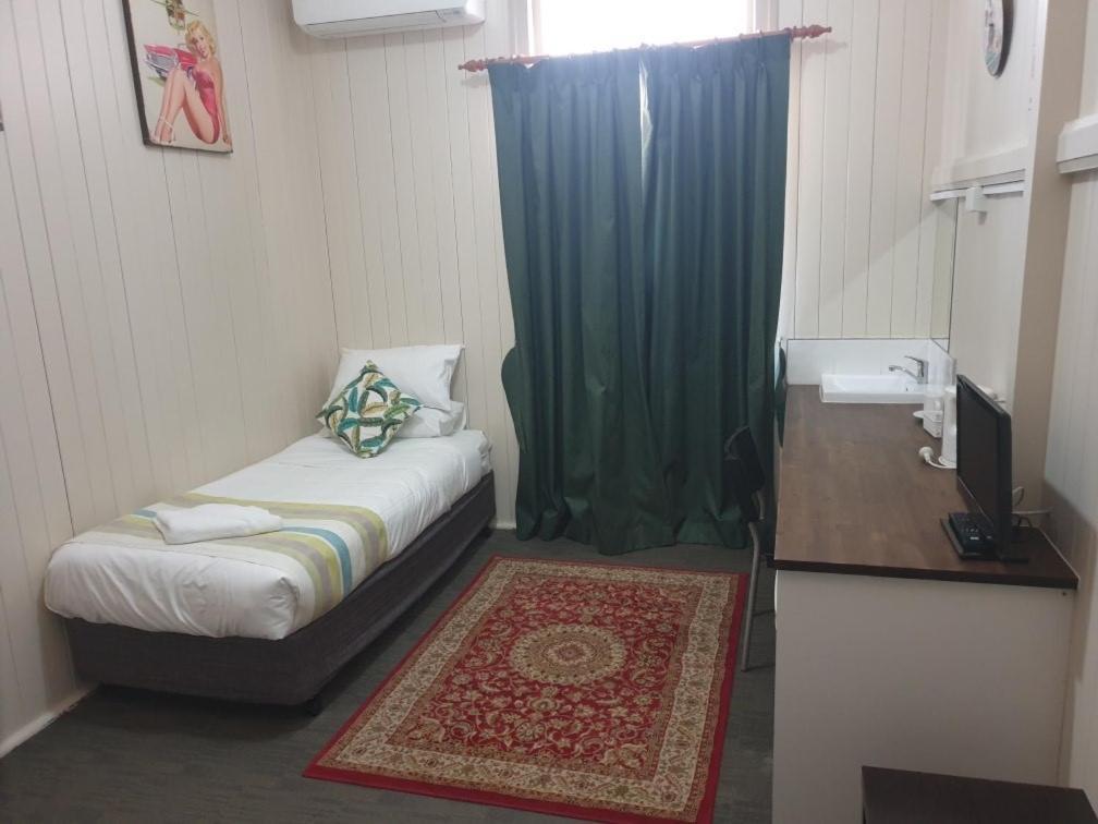 โรงแรมเอ็กซ์เชนจ์ ตูกูลาวาห์ Qld 4313 Toogoolawah ภายนอก รูปภาพ